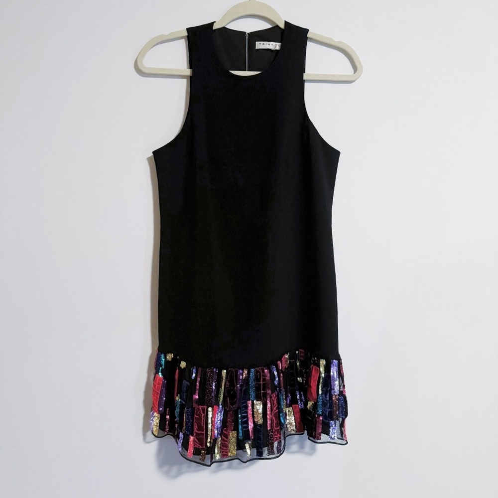 Trina Turk - Black Sleeveless Dress with Statement Hem